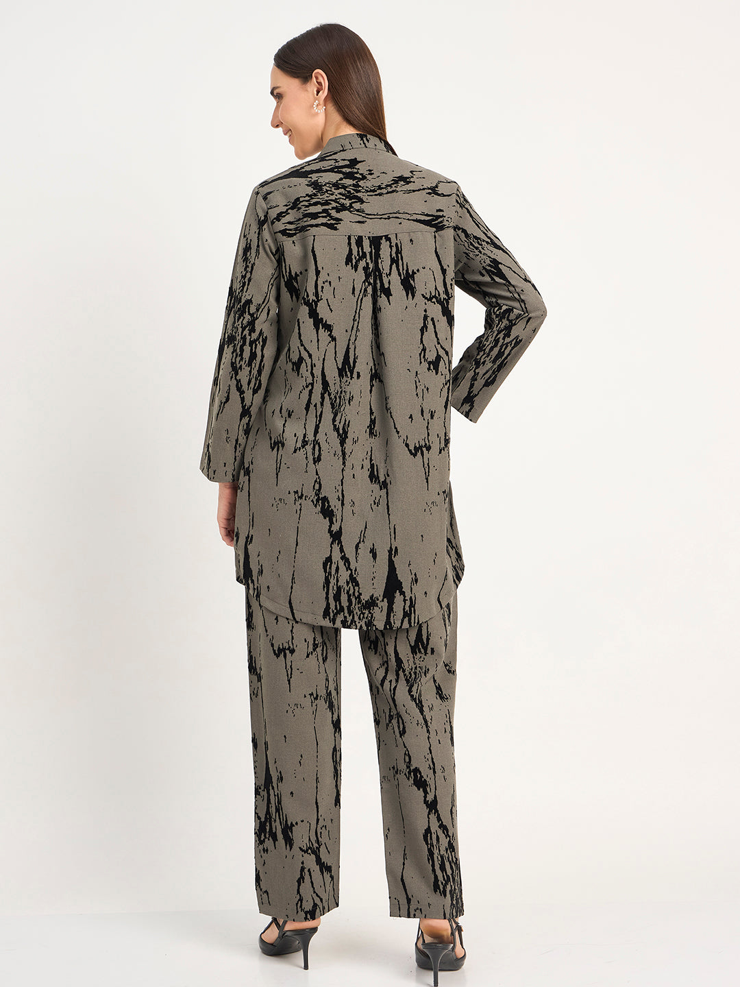 Women’s Warm Abstract Pattern Co-Ord Suit Set