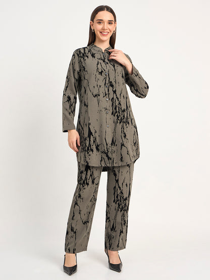 Women’s Warm Abstract Pattern Co-Ord Suit Set