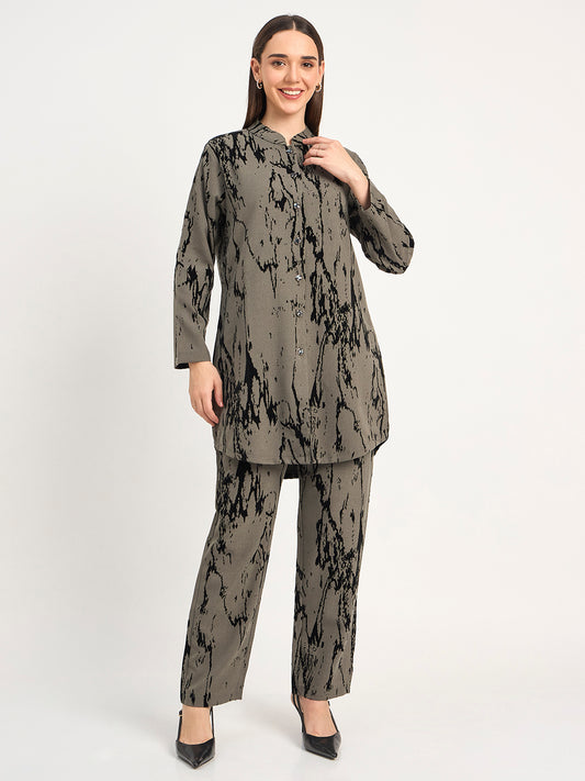 Women’s Warm Abstract Pattern Co-Ord Suit Set