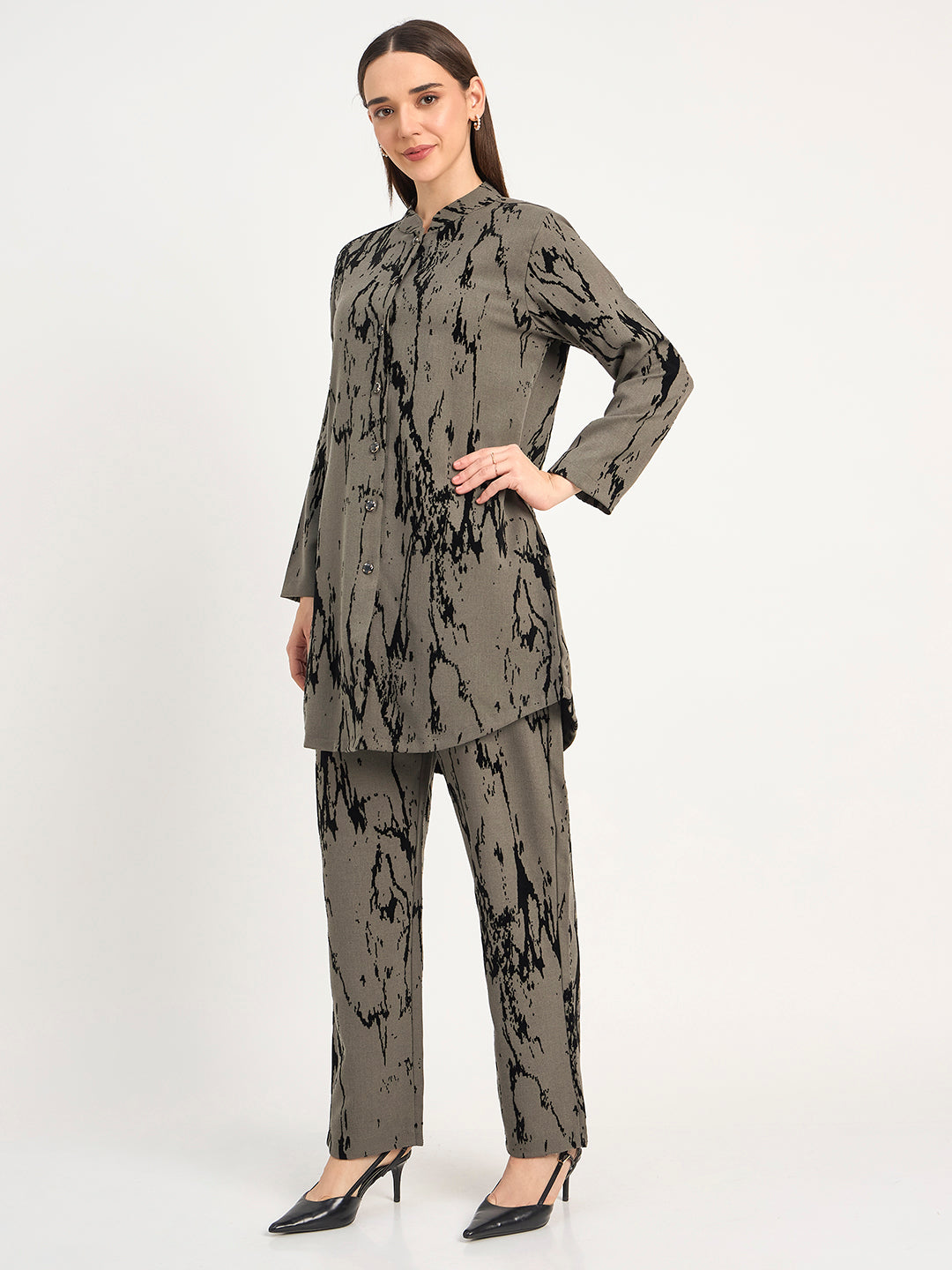 Women’s Warm Abstract Pattern Co-Ord Suit Set