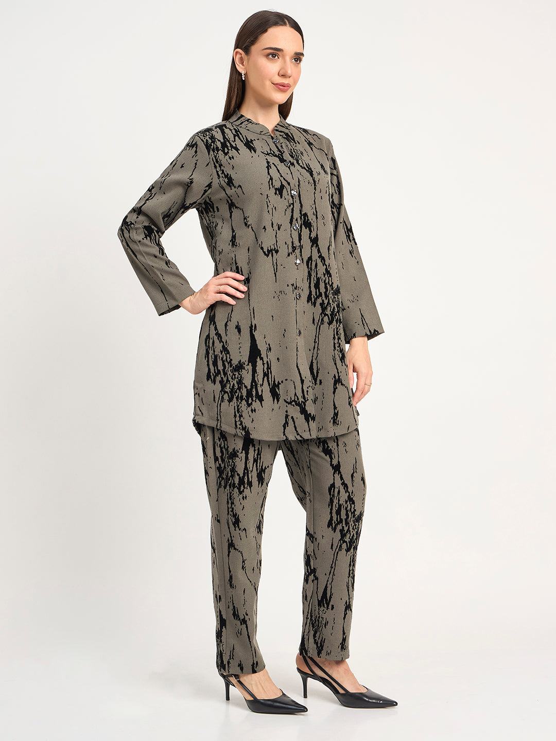 Women’s Warm Abstract Pattern Co-Ord Suit Set