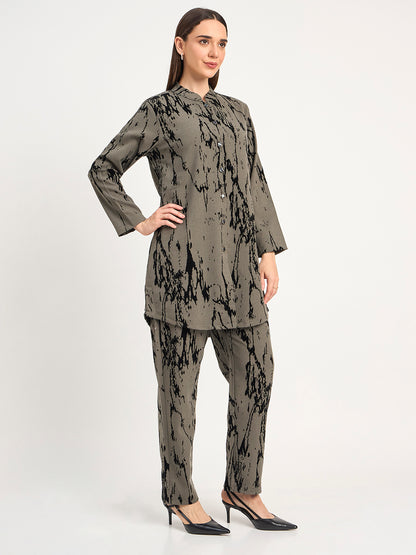 Women’s Warm Abstract Pattern Co-Ord Suit Set