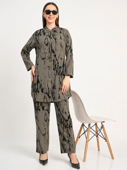 Women’s Warm Abstract Pattern Co-Ord Suit Set